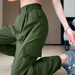 floreos Women Relaxed Green Cotton Blend Trousers-picture-18