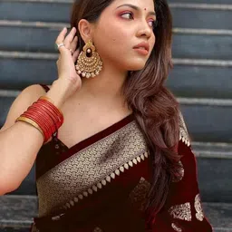 nency fashion Embellished Banarasi Silk Blend, Pure Silk Saree-picture-24