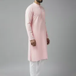 univibe Men Solid Pure Cotton Straight Kurta image 3