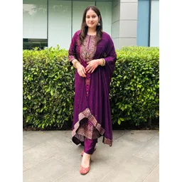 vredevogel Women Cotton Silk, Jacquard Kurta Pant Dupatta Set-picture-28