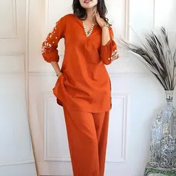 neev's dizain studio Women Cotton Rayon Kurta Pant Set-picture-20