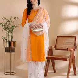 var vadhu Net Embroidered White Women Dupatta image 3