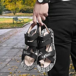 kaneggye Men Casual Sandal image 2