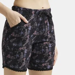 jockey Printed Women Black Regular Shorts image 2