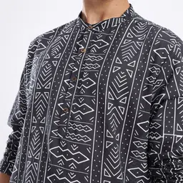 anouk rustic Men Geometric Print Pure Cotton Straight Kurta image 4