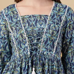 stylum Women Floral Print Viscose Rayon A-line Kurta image 4