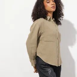 roadster Women Oversized Fit Self Design Casual Shirt image 5