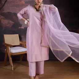 avanshee Women Chanderi Kurta Pant Dupatta Set image 5